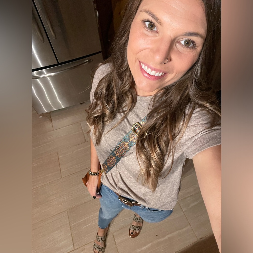 Meet your Posher, Danielle